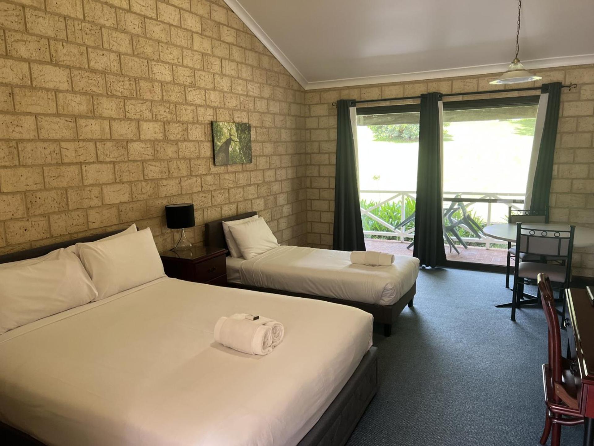 Karri Forest Motel Pemberton Luaran gambar
