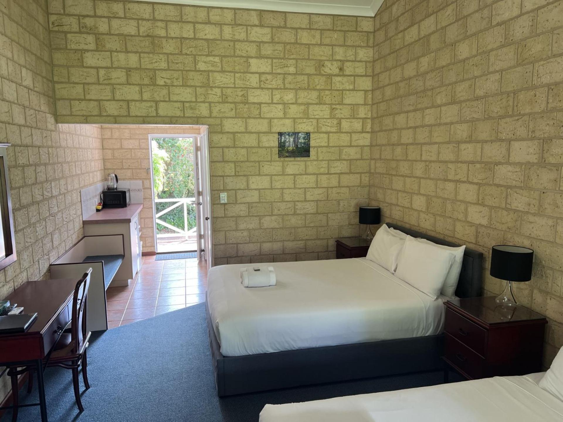 Karri Forest Motel Pemberton Luaran gambar