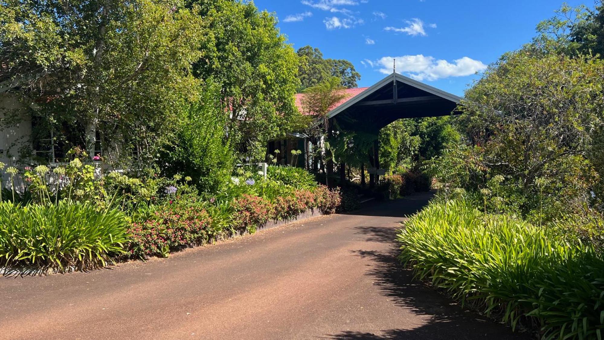 Karri Forest Motel Pemberton Luaran gambar