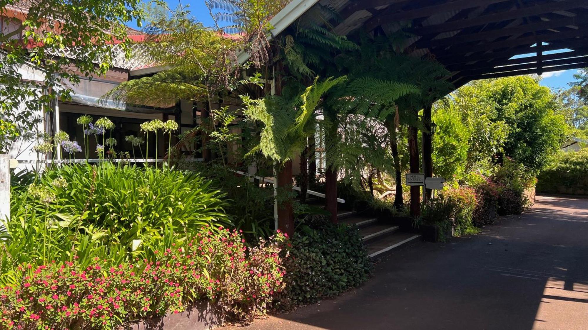 Karri Forest Motel Pemberton Luaran gambar