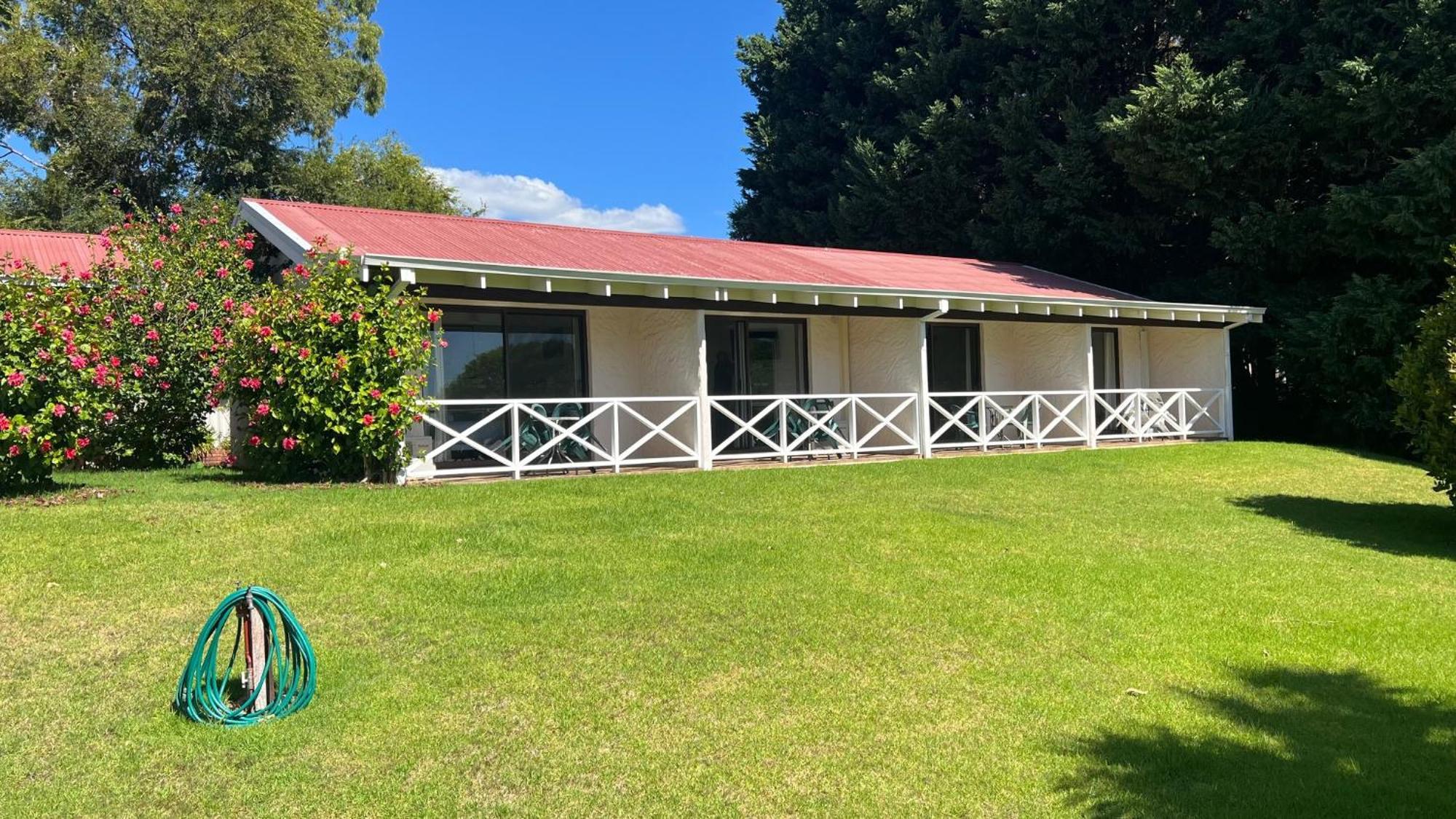 Karri Forest Motel Pemberton Luaran gambar
