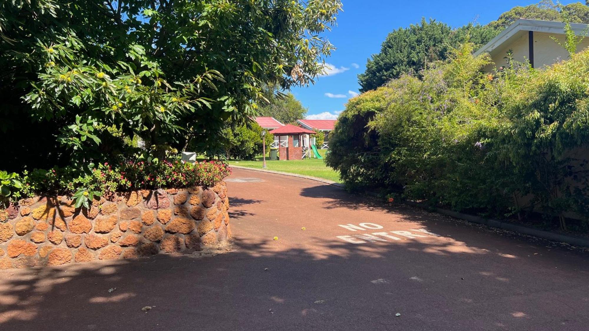 Karri Forest Motel Pemberton Luaran gambar